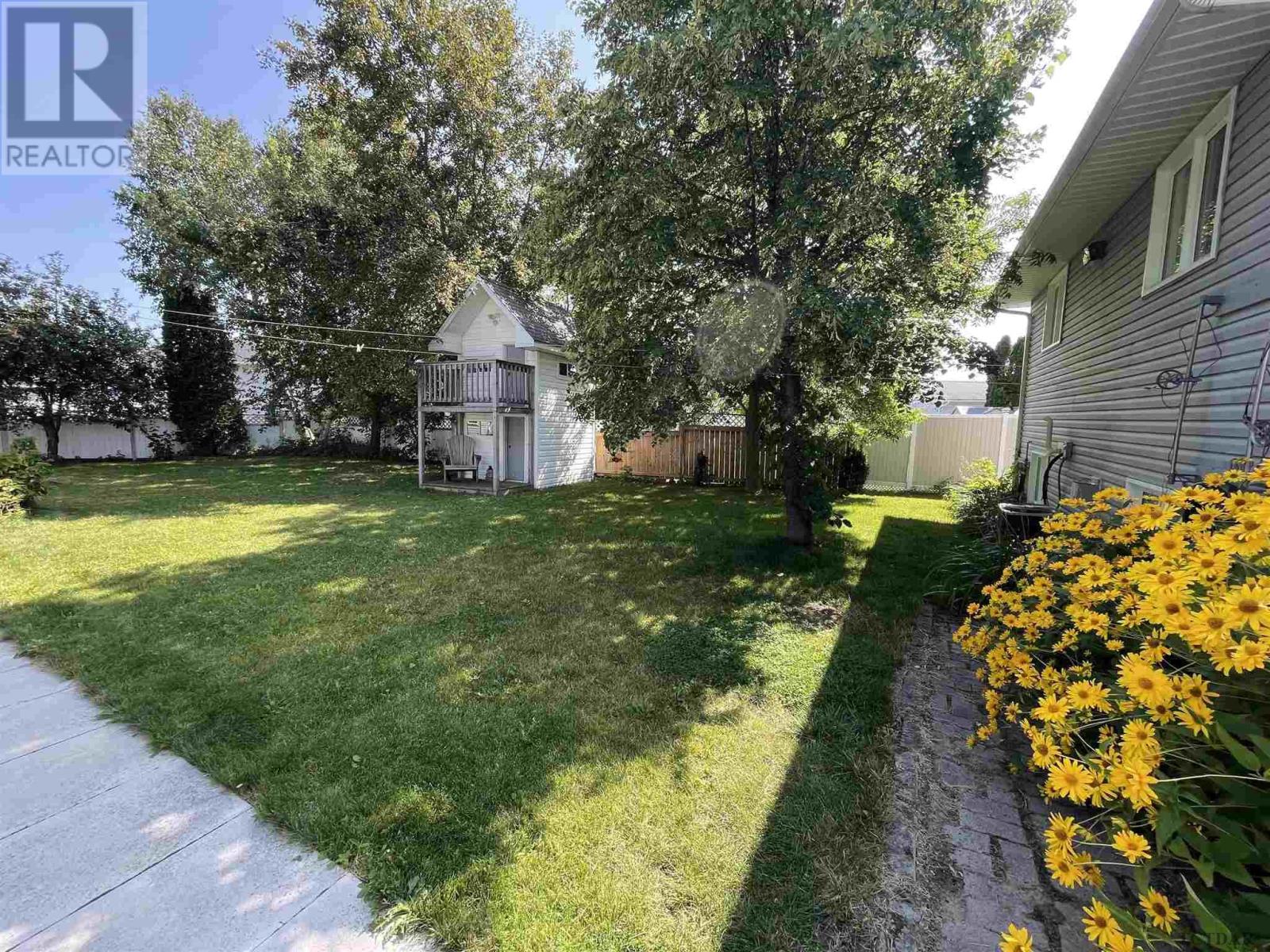 253 Crystal Cres, Temiskaming Shores, Ontario  P0J 1P0 - Photo 5 - TM240603