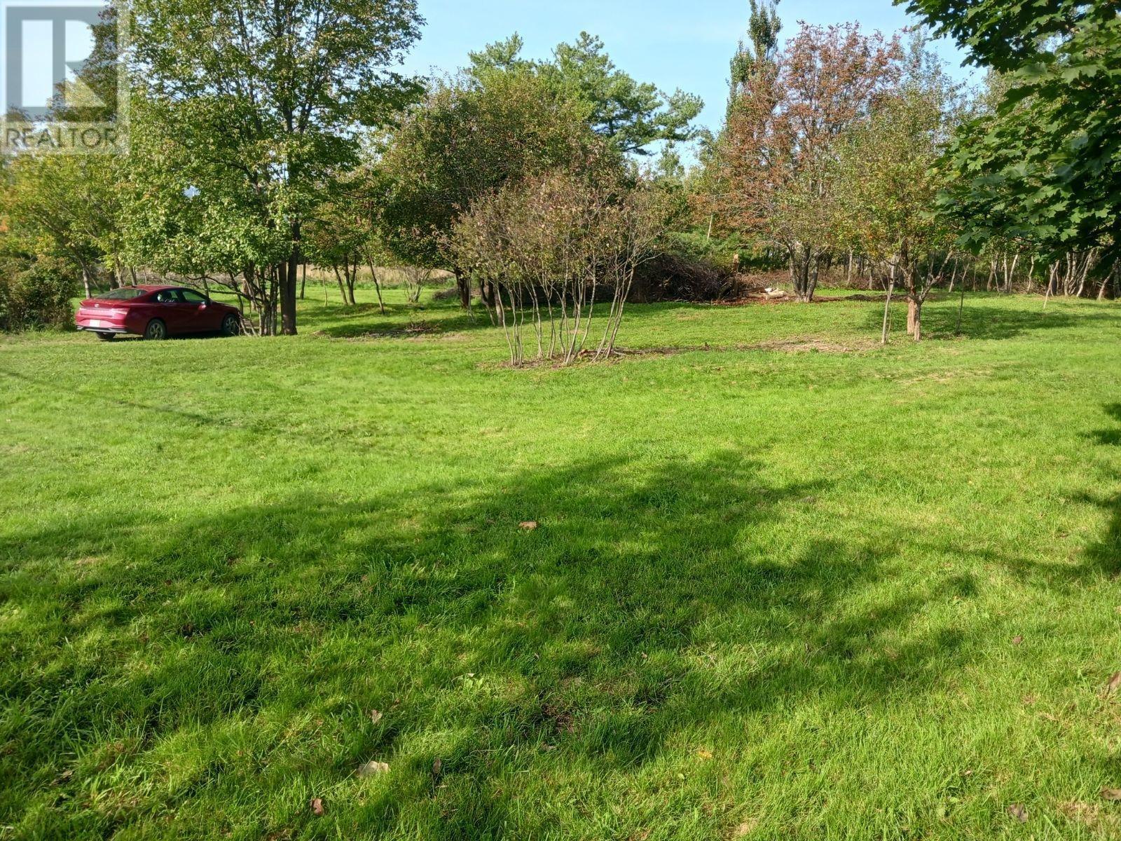 17 Acadia Street, Trenton, Nova Scotia  B0K 1X0 - Photo 2 - 202406055