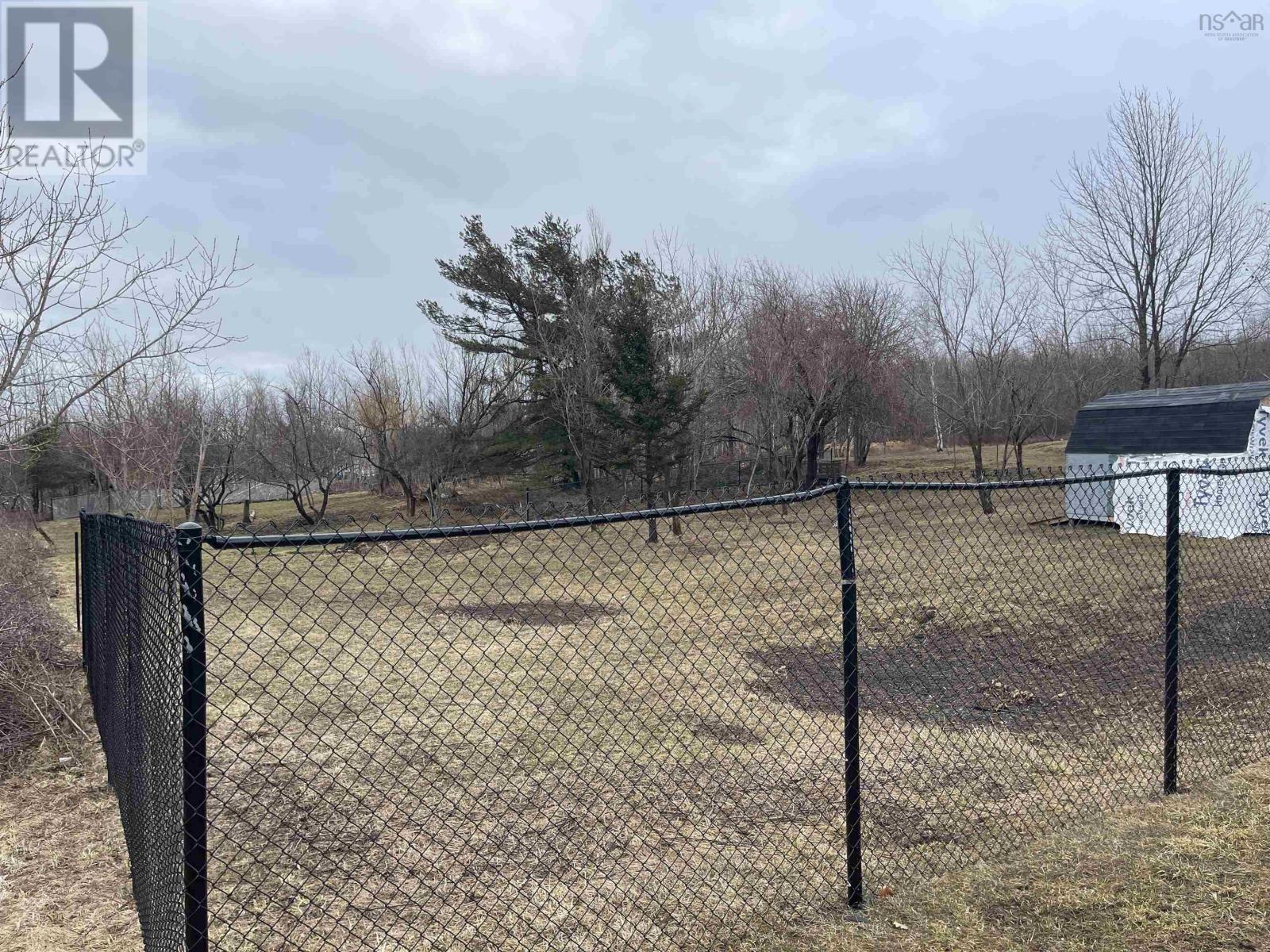 17 Acadia Street, Trenton, Nova Scotia  B0K 1X0 - Photo 5 - 202406055