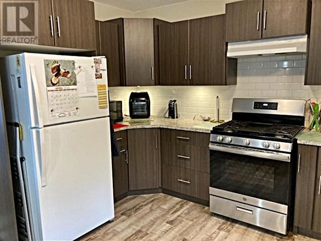 1077 Clearwater Valley Rd, Clearwater, British Columbia  V0E 1N1 - Photo 4 - 177553