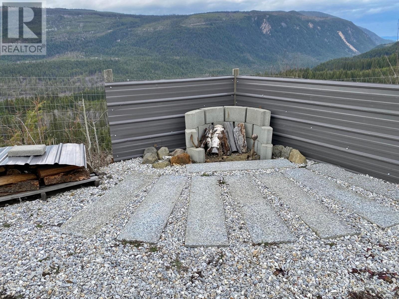 1077 Clearwater Valley Rd, Clearwater, British Columbia  V0E 1N1 - Photo 35 - 177553