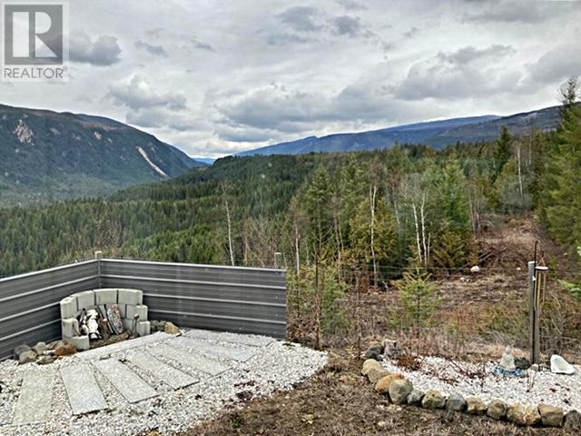 1077 Clearwater Valley Rd, Clearwater, British Columbia  V0E 1N1 - Photo 28 - 177553