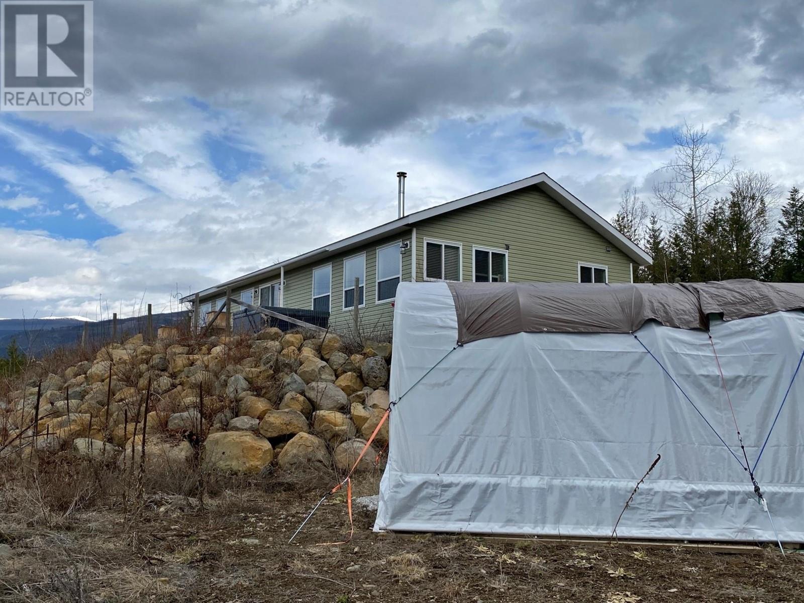1077 Clearwater Valley Rd, Clearwater, British Columbia  V0E 1N1 - Photo 41 - 177553