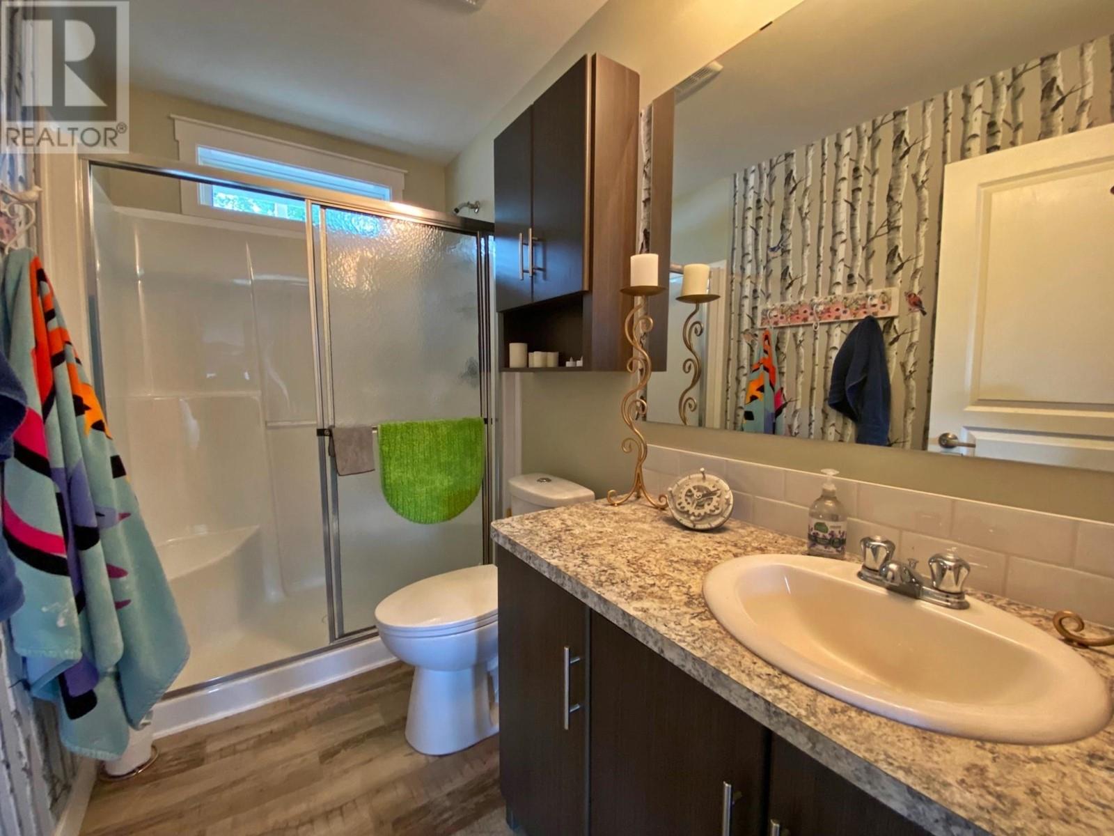 1077 Clearwater Valley Rd, Clearwater, British Columbia  V0E 1N1 - Photo 8 - 177553