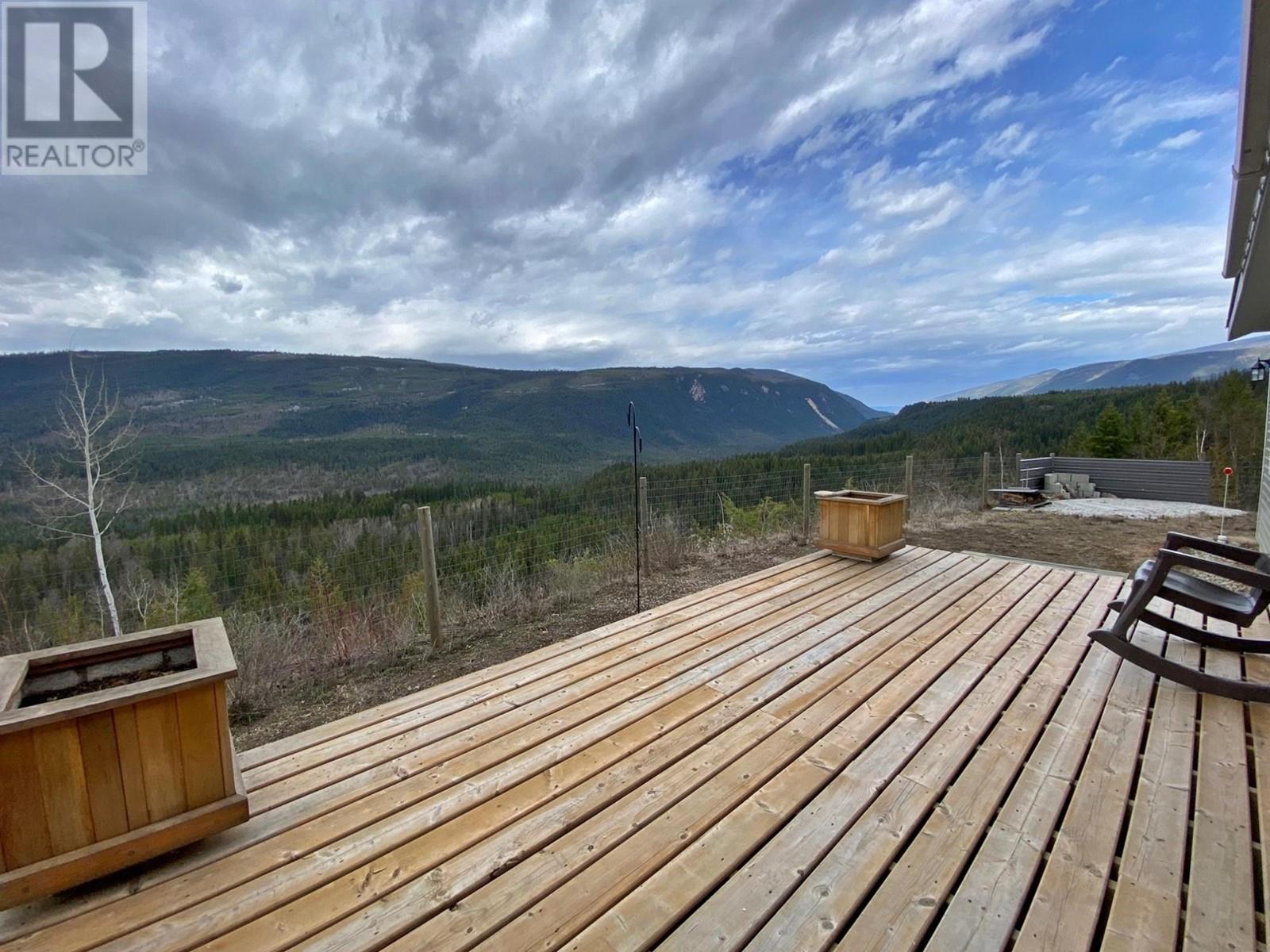 1077 Clearwater Valley Rd, Clearwater, British Columbia  V0E 1N1 - Photo 30 - 177553