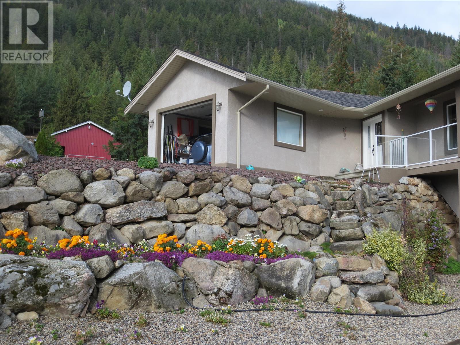 129 Kault Hill Road, Salmon Arm, British Columbia  V1E 3A3 - Photo 2 - 10306989