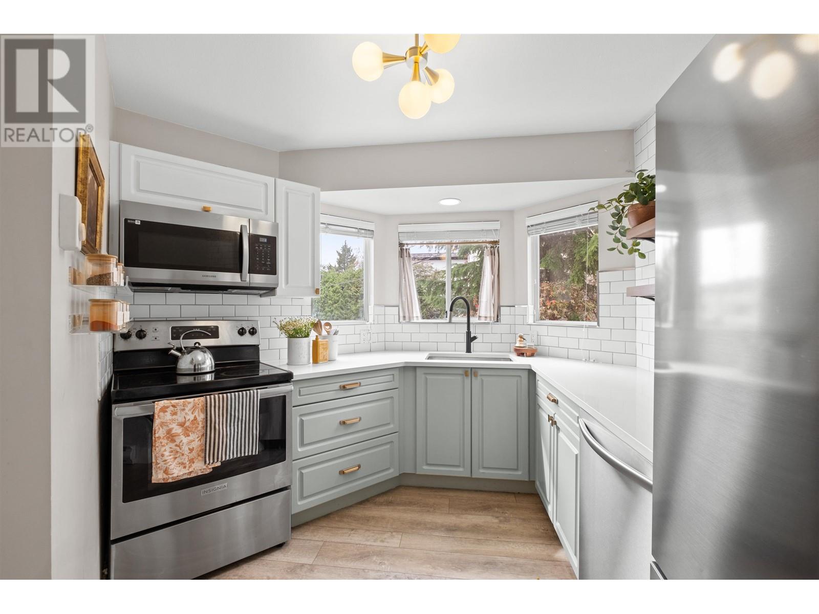 103 131 W 20th Street, North Vancouver, British Columbia  V7M 1Y2 - Photo 8 - R2865920