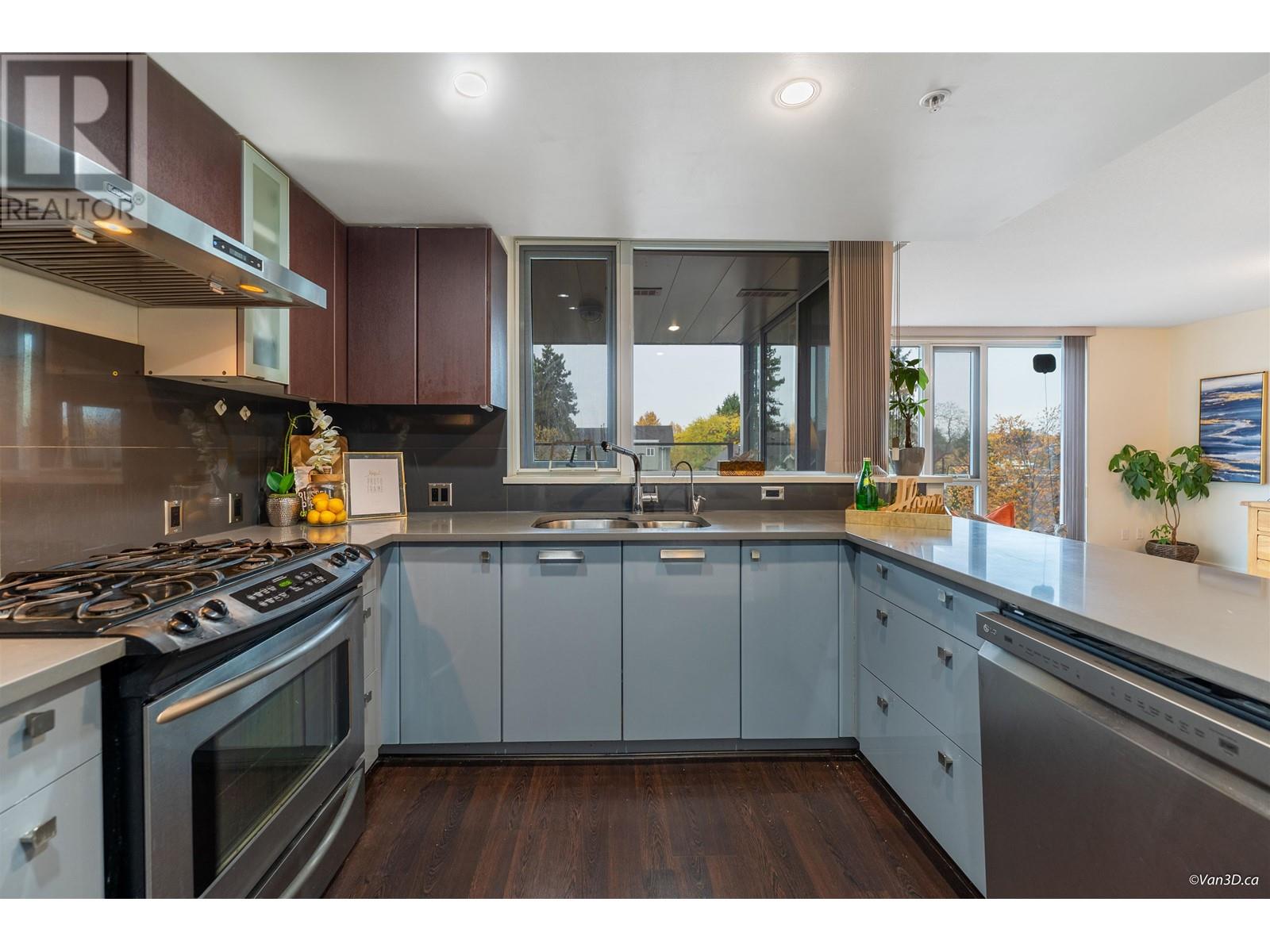 315 7080 No. 3 Road, Richmond, British Columbia  V6Y 2C6 - Photo 3 - R2865953