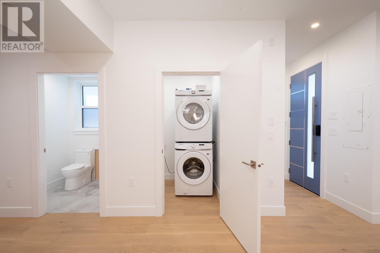 3053 E 8th Avenue, Vancouver, British Columbia  V5M 1X4 - Photo 18 - R2865976