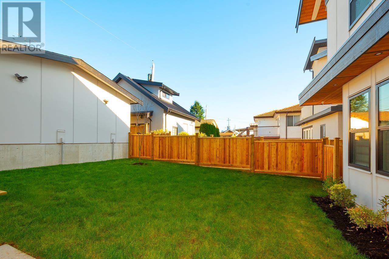3053 E 8th Avenue, Vancouver, British Columbia  V5M 1X4 - Photo 38 - R2865976