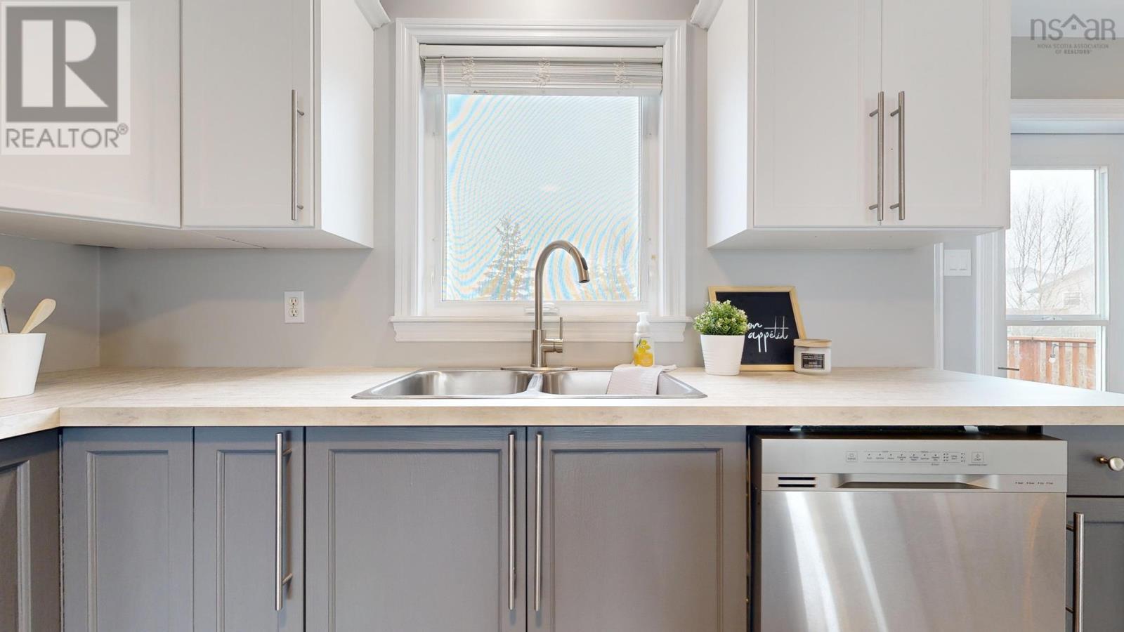 85 Samuel Danial Drive, Eastern Passage, Nova Scotia  B3G 1S8 - Photo 11 - 202406058