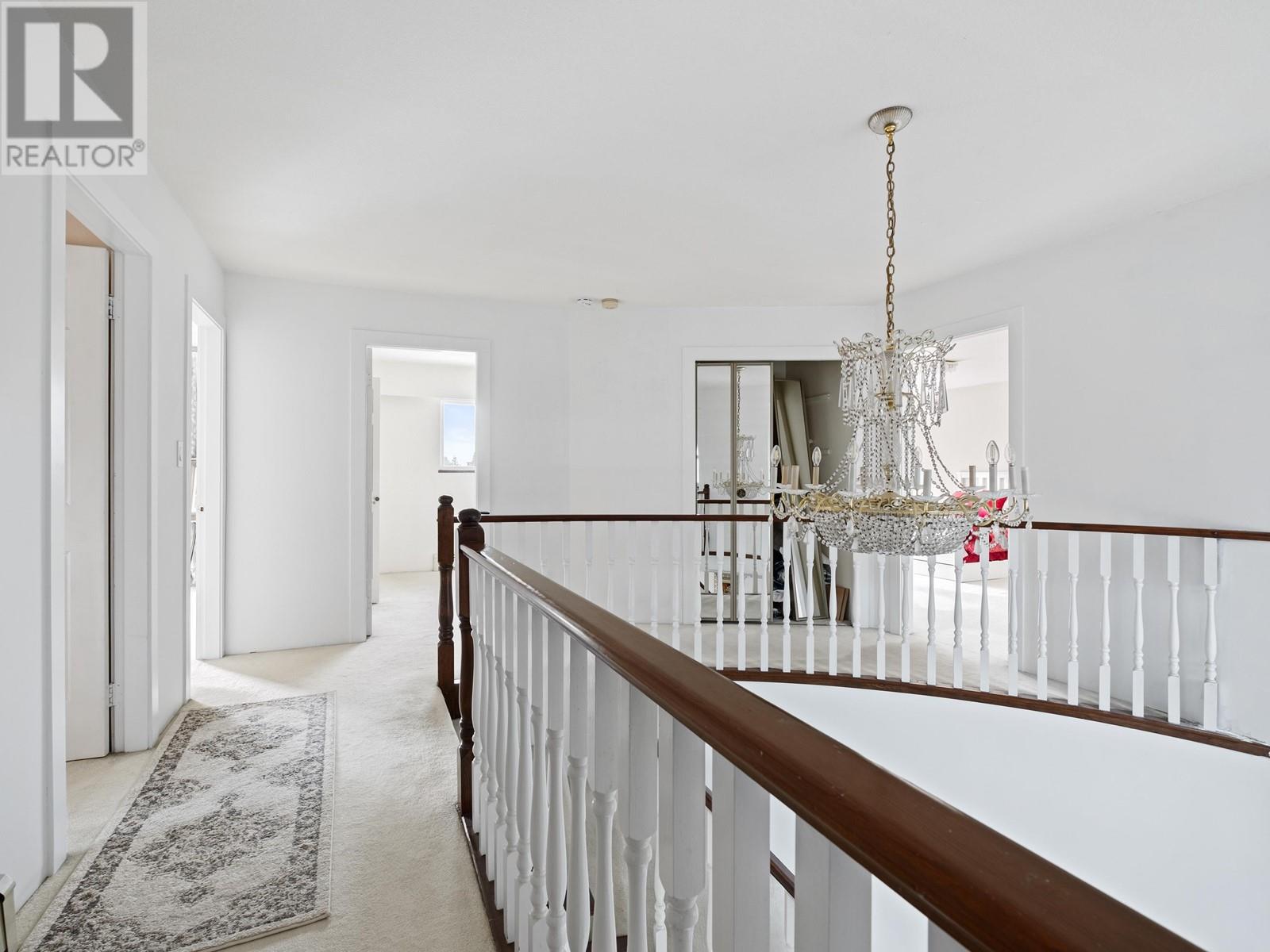 1079 Augusta Avenue, Burnaby, British Columbia  V5A 2V5 - Photo 14 - R2865908