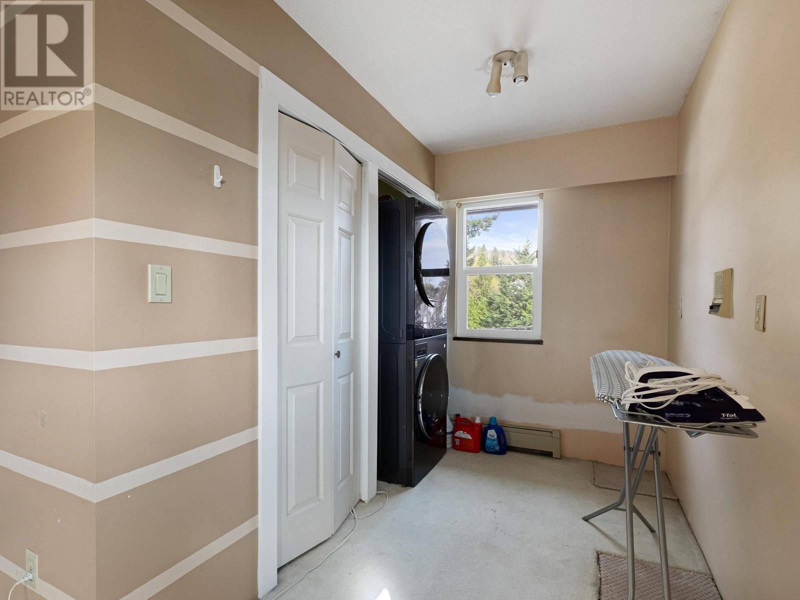 1079 Augusta Avenue, Burnaby, British Columbia  V5A 2V5 - Photo 19 - R2865908