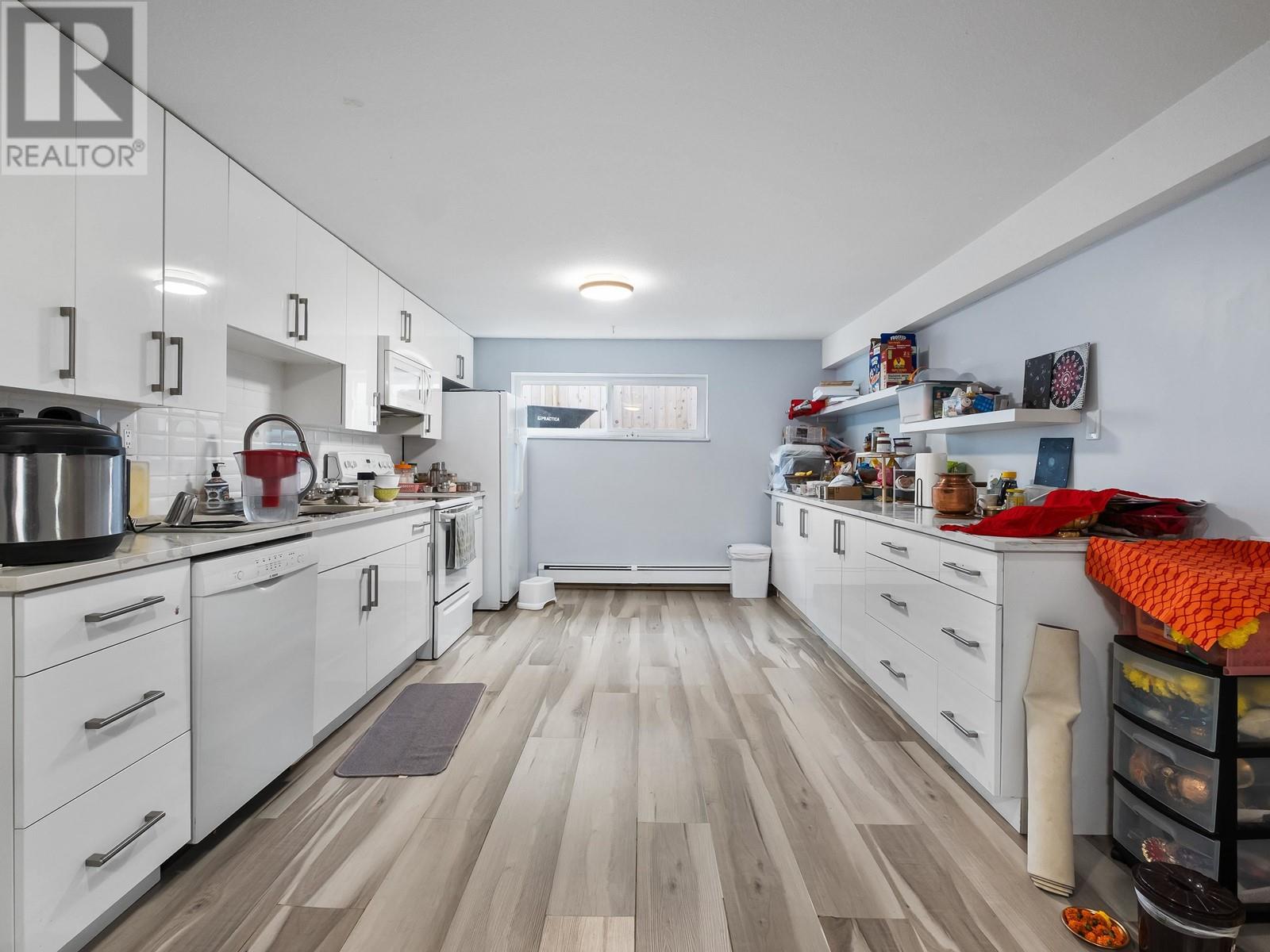 1079 Augusta Avenue, Burnaby, British Columbia  V5A 2V5 - Photo 27 - R2865908