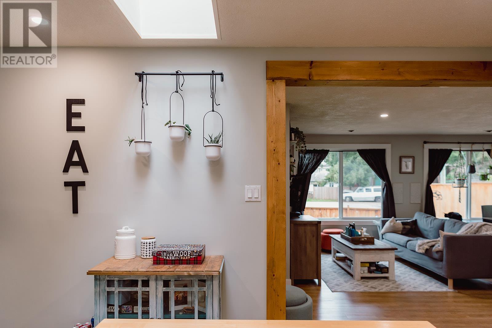 5812 Spindrift Street, Sechelt, British Columbia  V0N 3A0 - Photo 12 - R2865918