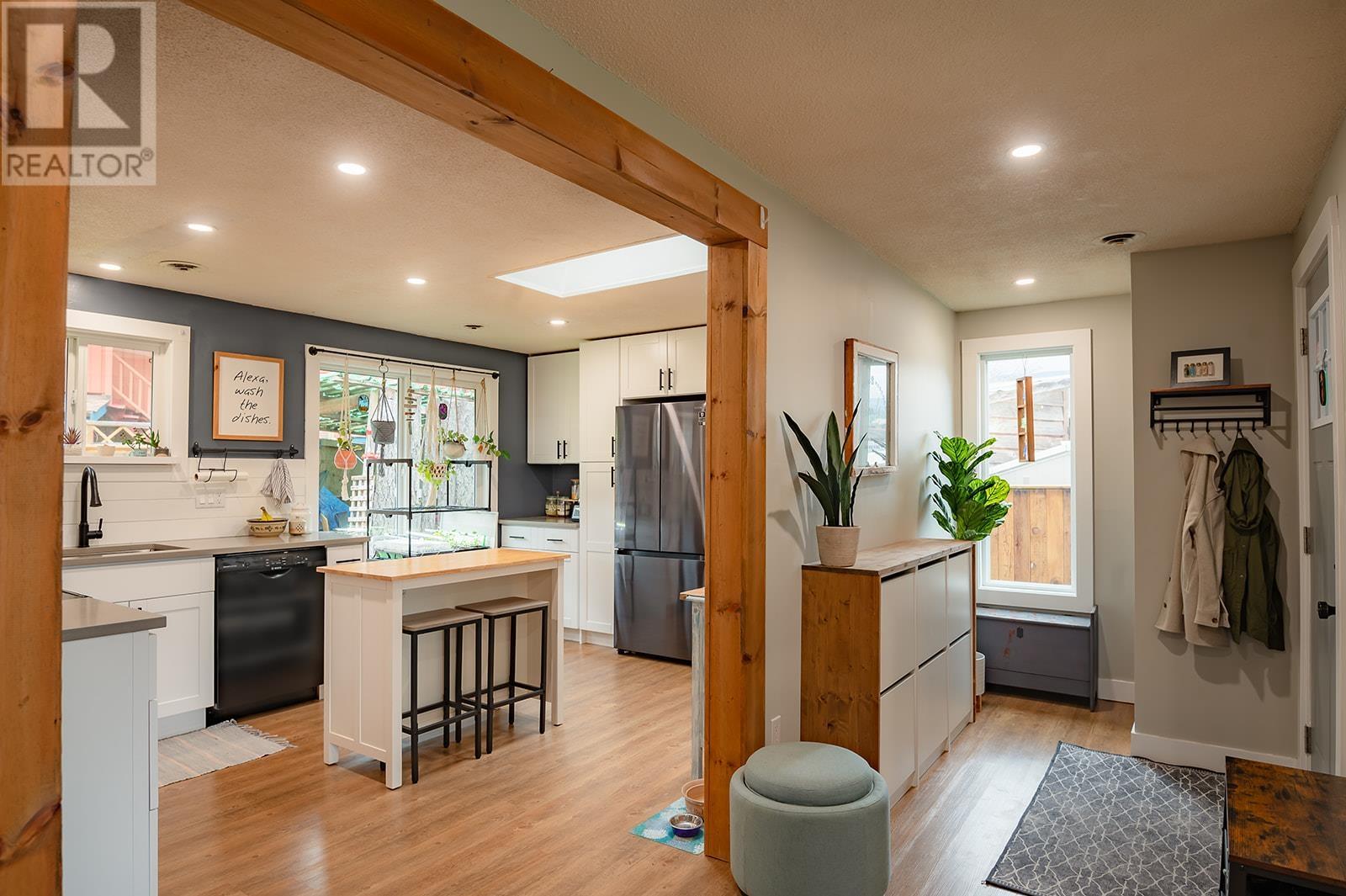 5812 Spindrift Street, Sechelt, British Columbia  V0N 3A0 - Photo 17 - R2865918