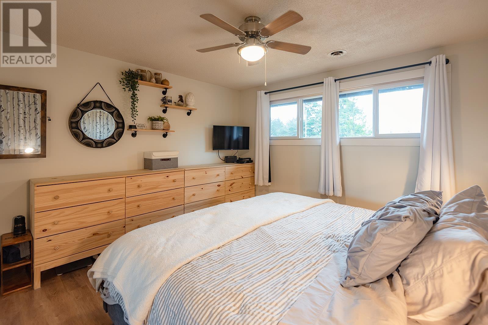 5812 Spindrift Street, Sechelt, British Columbia  V0N 3A0 - Photo 20 - R2865918