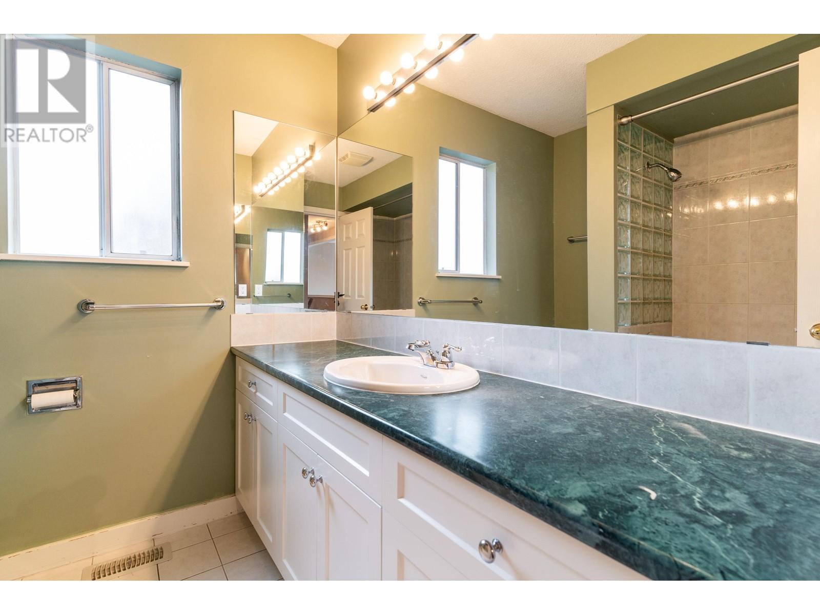 970 Frederick Place, North Vancouver, British Columbia  V7K 2B5 - Photo 27 - R2865947
