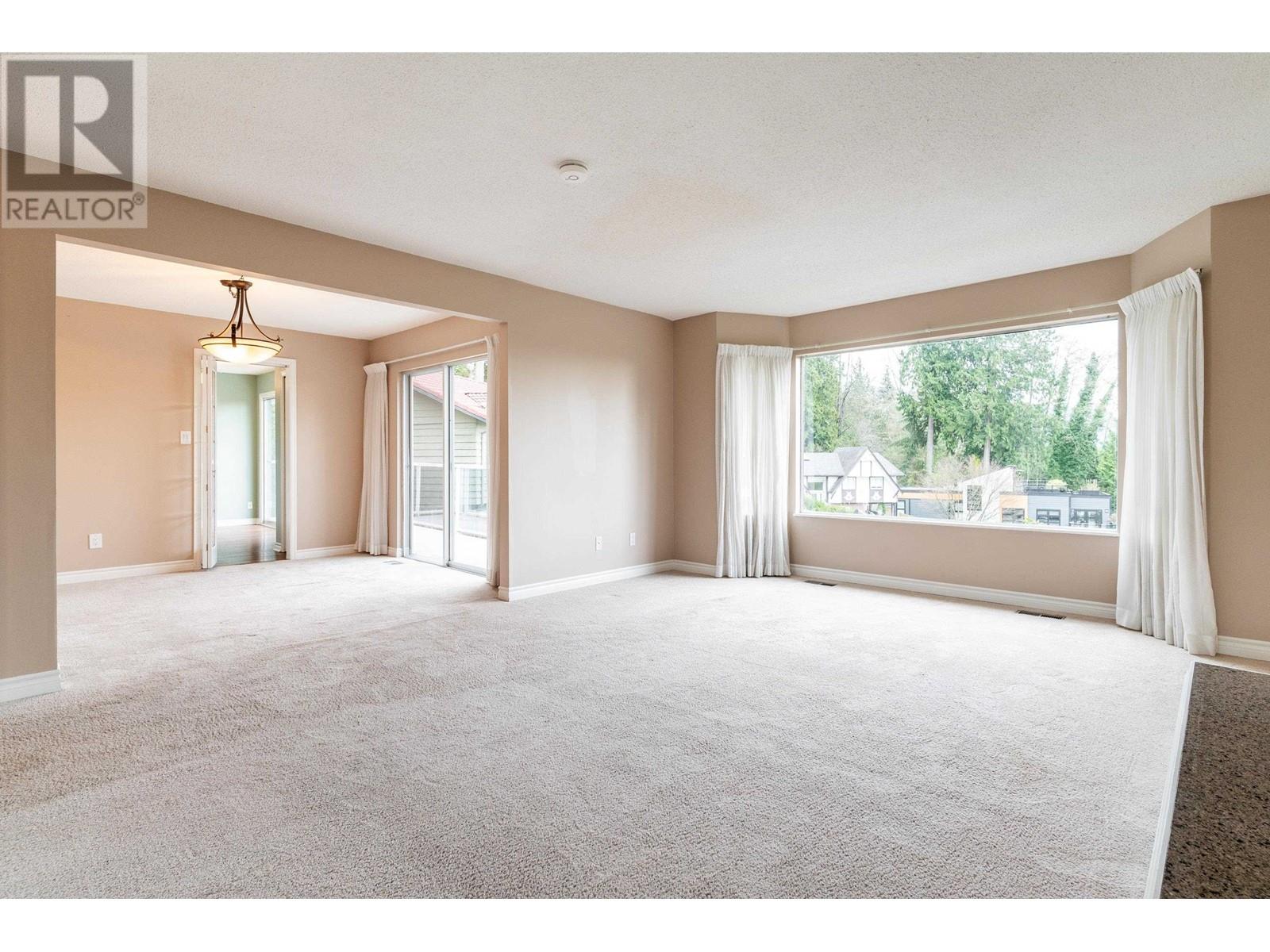 970 Frederick Place, North Vancouver, British Columbia  V7K 2B5 - Photo 9 - R2865947