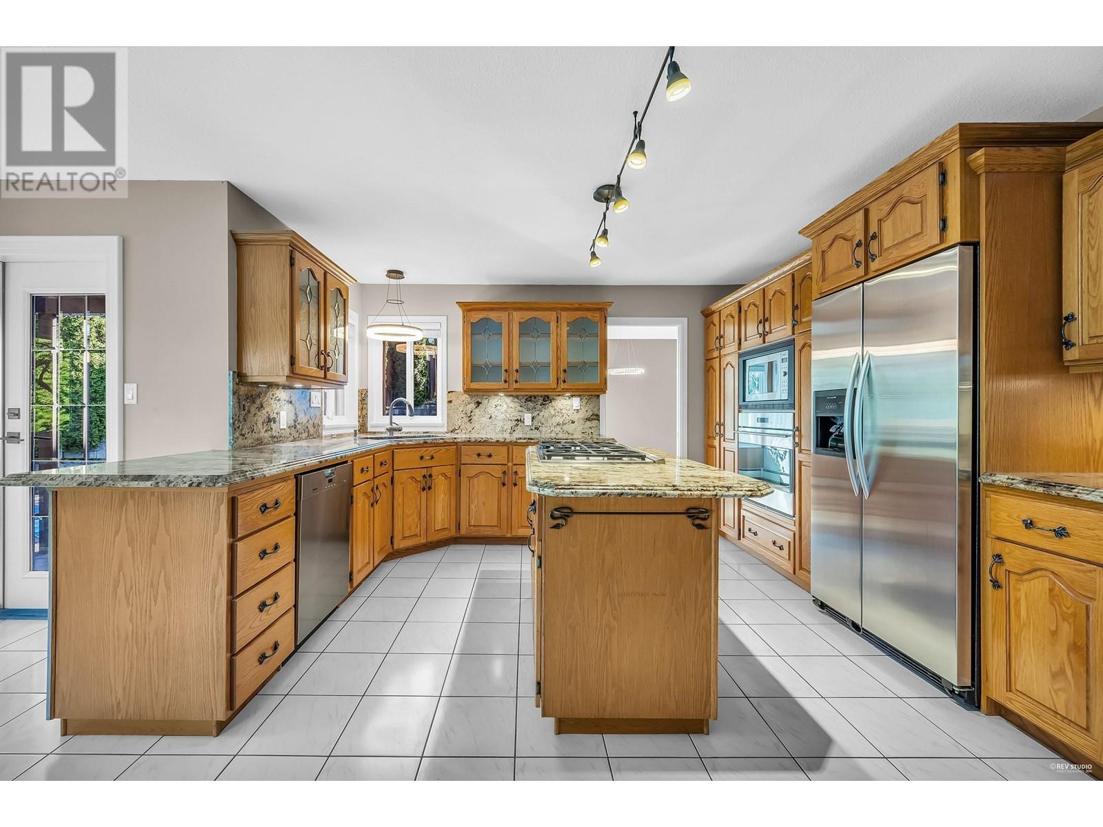 6560 Albery Place, Burnaby, British Columbia  V5E 4G2 - Photo 14 - R2865983
