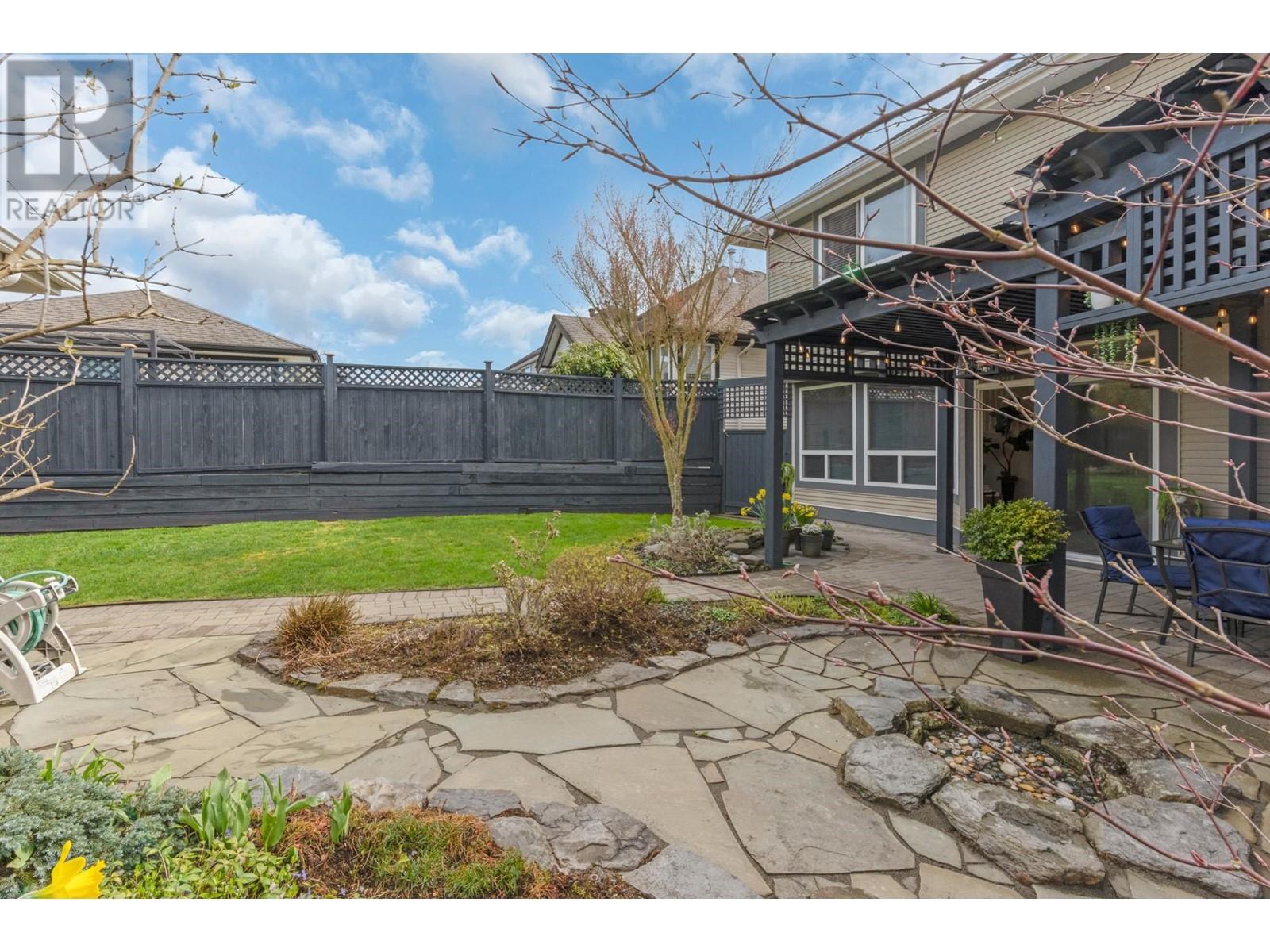 23825 Kanaka Way, Maple Ridge, British Columbia  V2W 1E5 - Photo 31 - R2865535