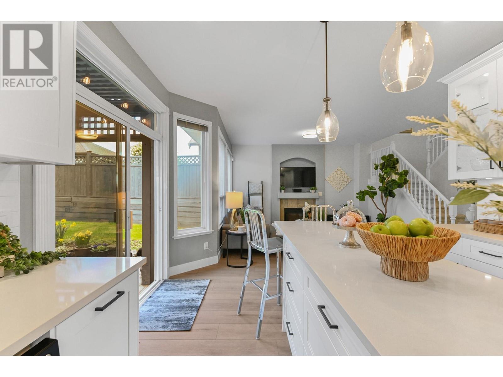 23825 Kanaka Way, Maple Ridge, British Columbia  V2W 1E5 - Photo 25 - R2865535
