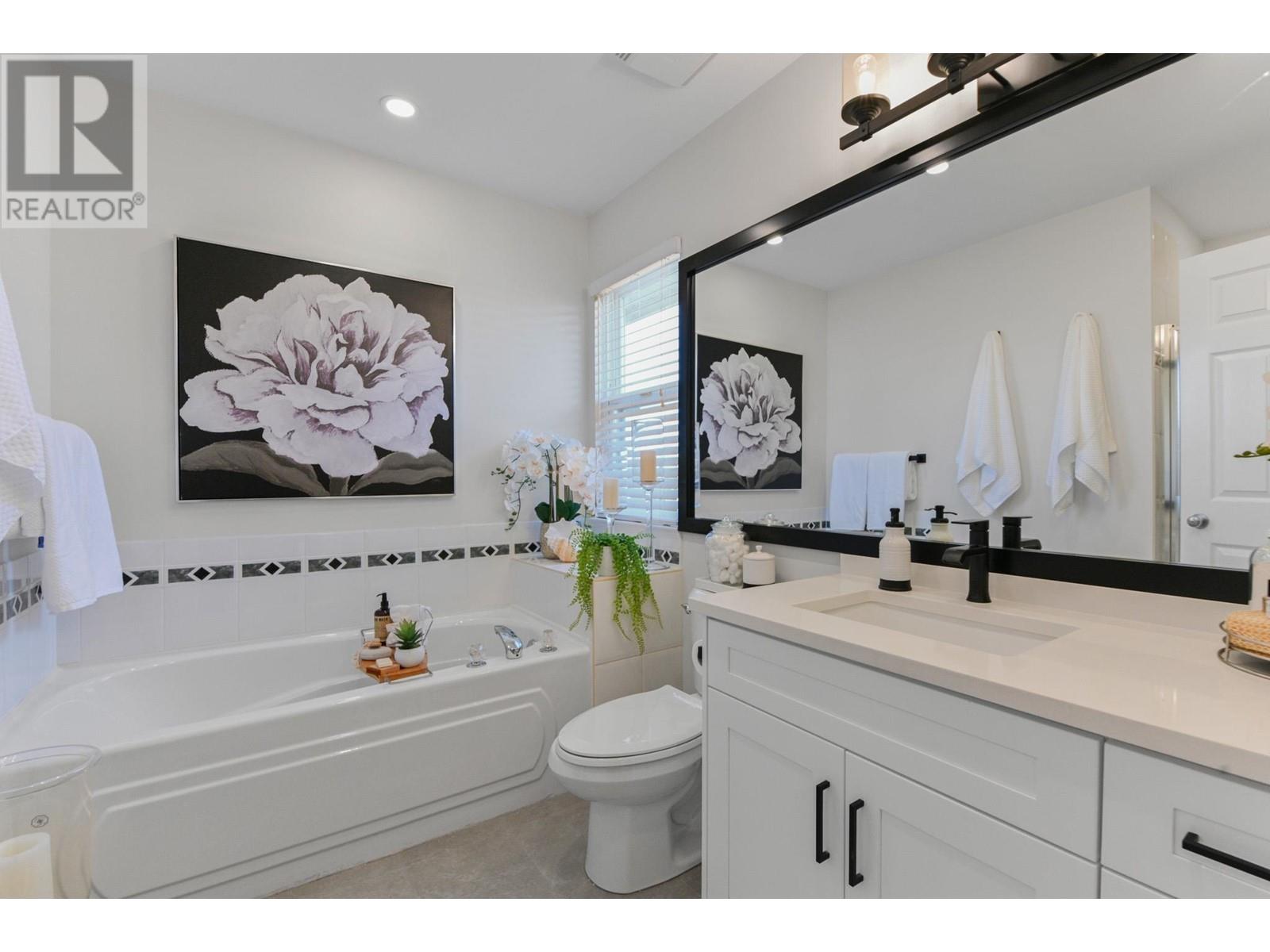23825 Kanaka Way, Maple Ridge, British Columbia  V2W 1E5 - Photo 33 - R2865535