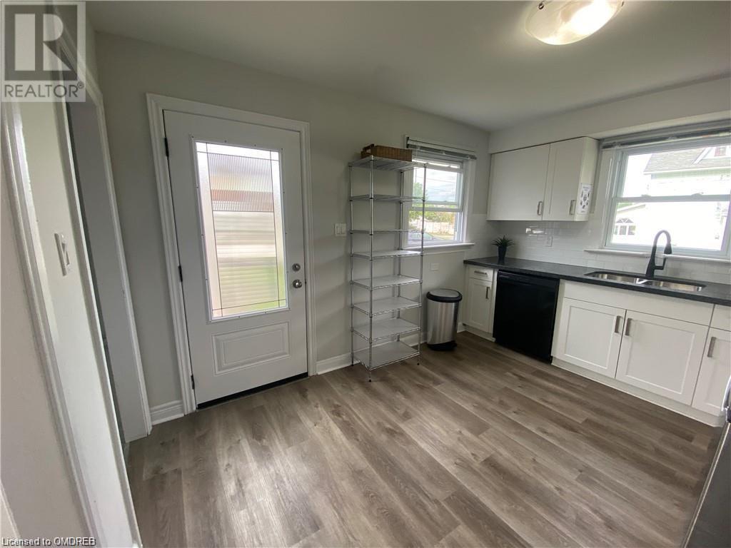 24 King Street, Thorold, Ontario  L2V 3T8 - Photo 7 - 40565861