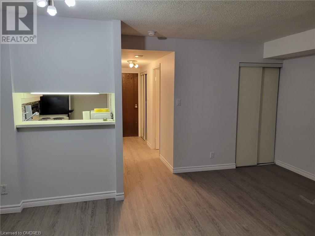 717 N Bay Street N Unit# 1405, Toronto, Ontario  M5G 2J9 - Photo 5 - 40564600