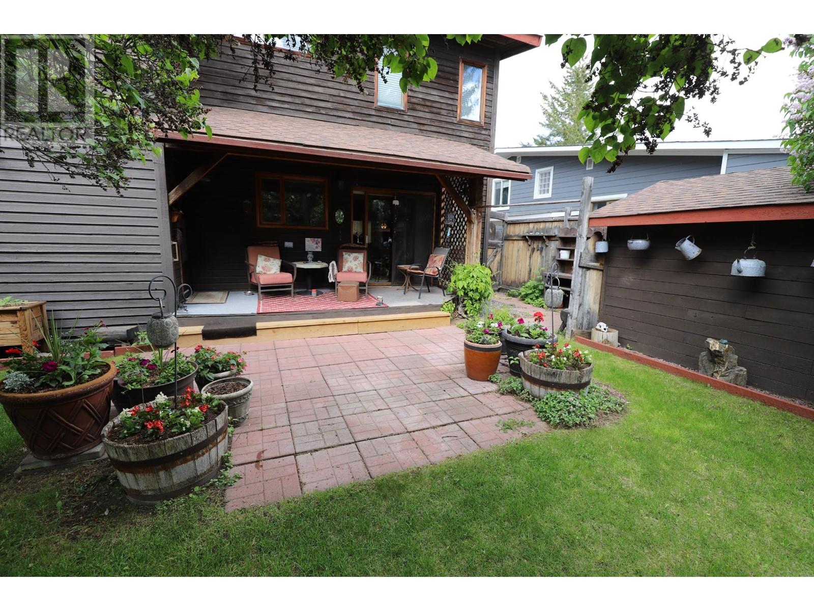 2998 Armstrong Street, Merritt, British Columbia  V1K 1G1 - Photo 2 - 177549