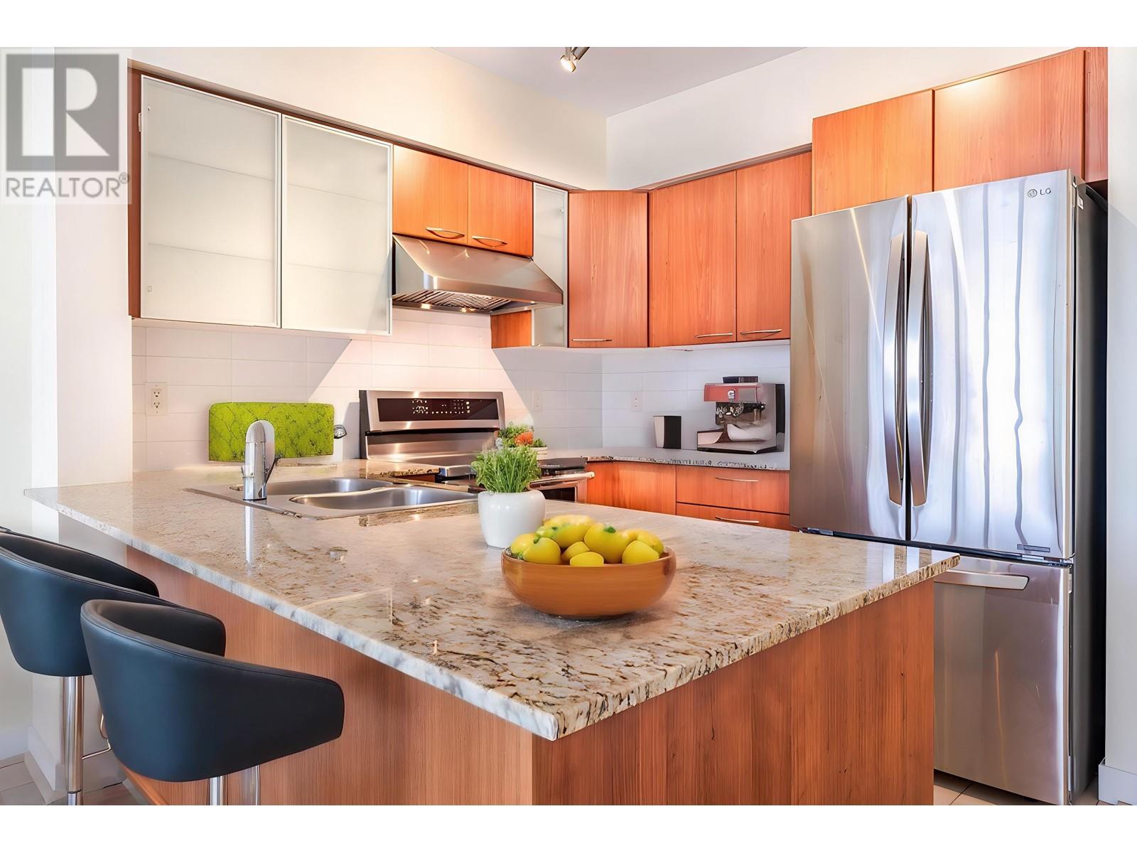 452 1483 King Edward Avenue, Vancouver, British Columbia  V5N 5Z3 - Photo 1 - R2866092