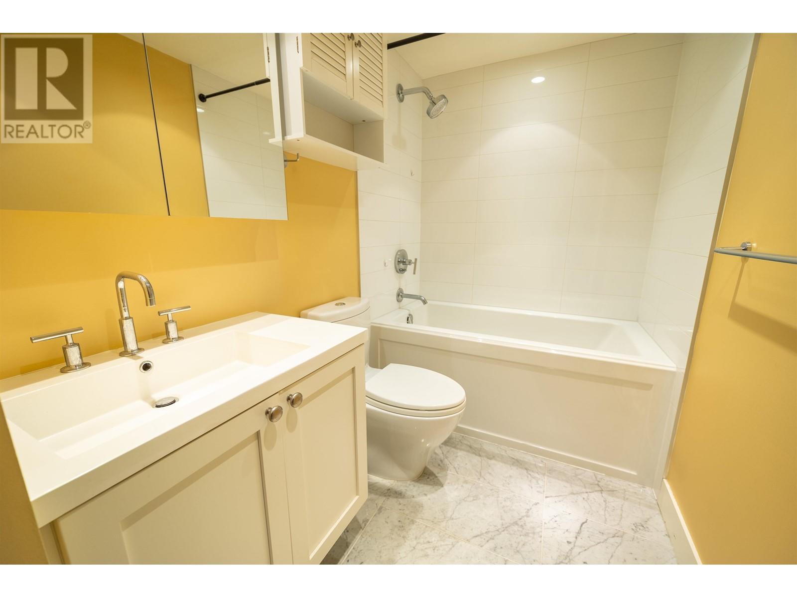 303 4355 W 10th Avenue, Vancouver, British Columbia  V6R 2H6 - Photo 22 - R2866095