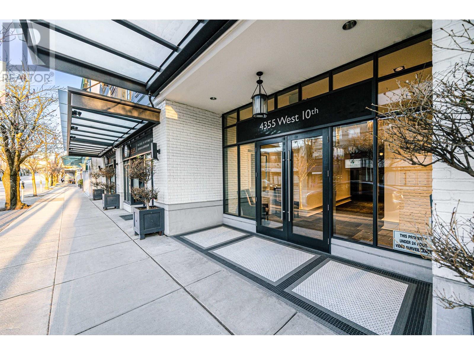 303 4355 W 10th Avenue, Vancouver, British Columbia  V6R 2H6 - Photo 3 - R2866095