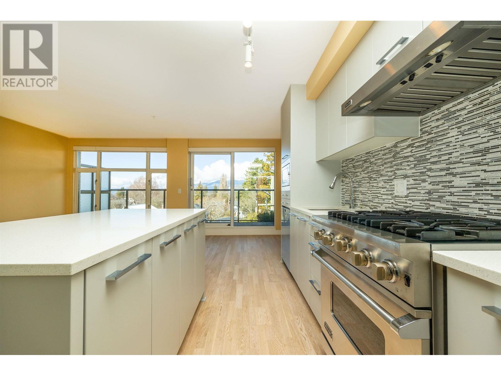 303 4355 W 10th Avenue, Vancouver, British Columbia  V6R 2H6 - Photo 9 - R2866095