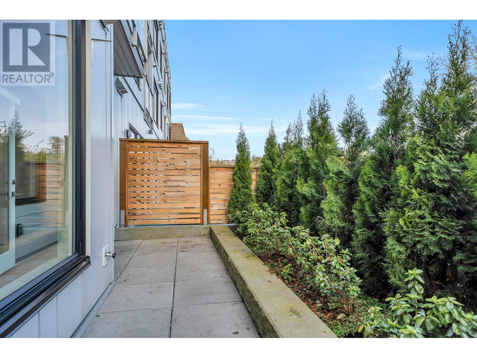108 2345 Rindall Avenue, Port Coquitlam, British Columbia  V3C 1V3 - Photo 31 - R2866135