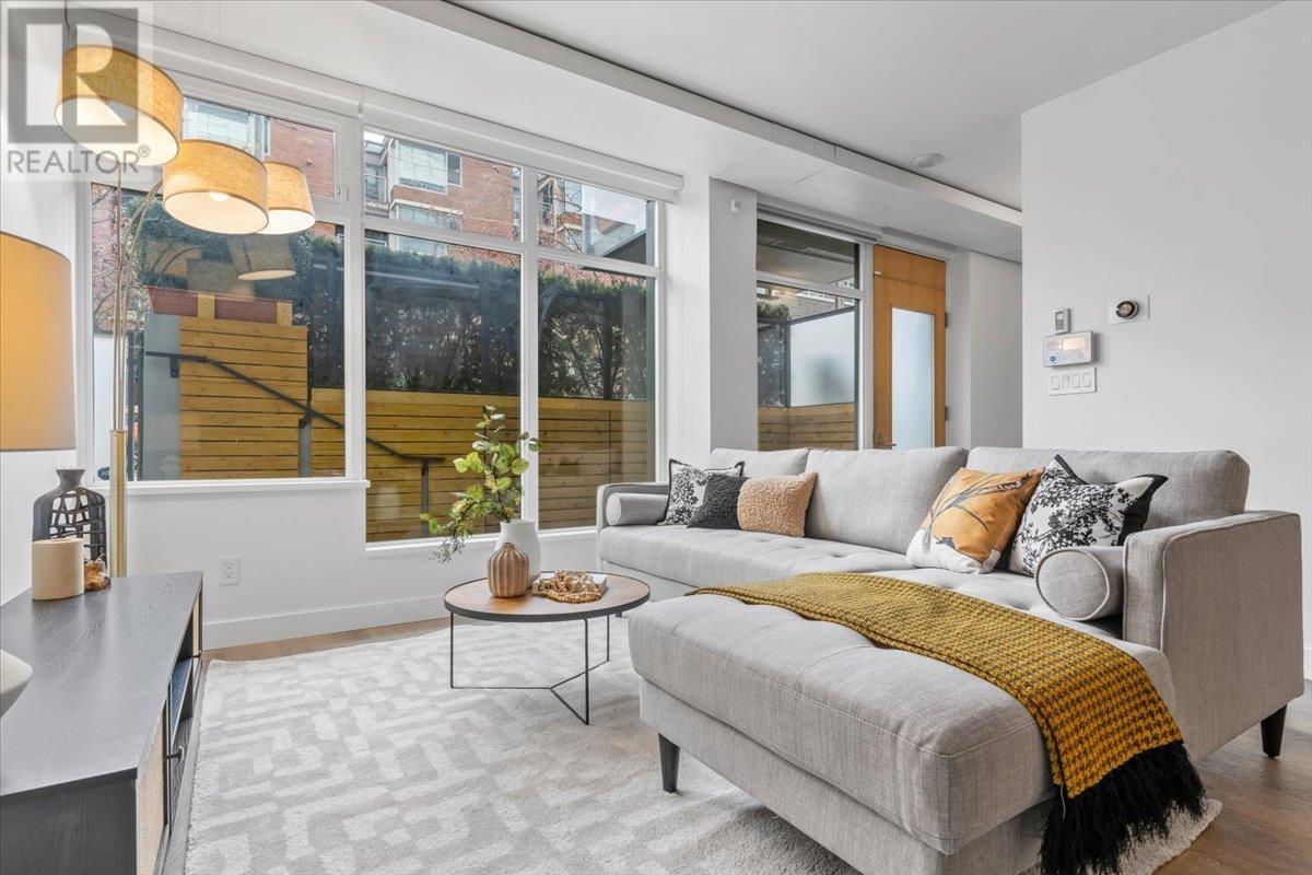 2405 Heather Street, Vancouver, British Columbia  V5Z 0B9 - Photo 2 - R2866169