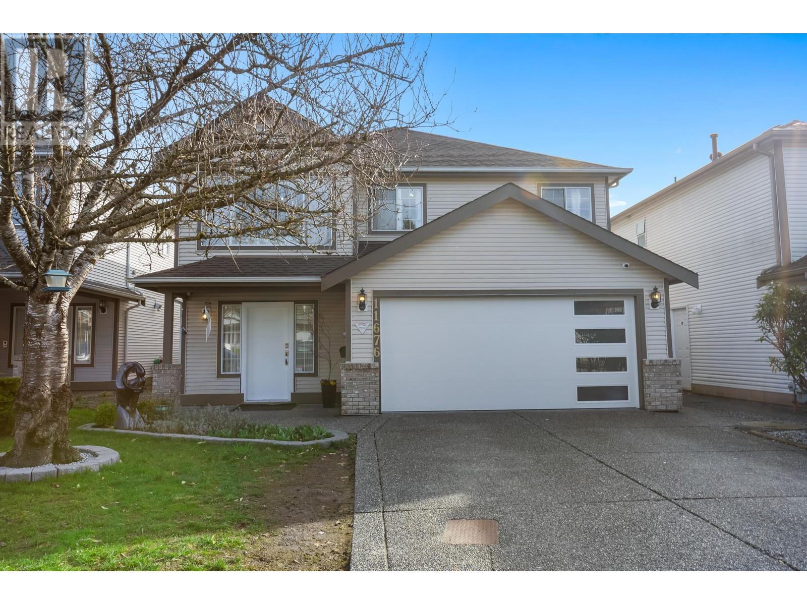 11676 230b Street, Maple Ridge, British Columbia  V2X 1Z4 - Photo 1 - R2866104