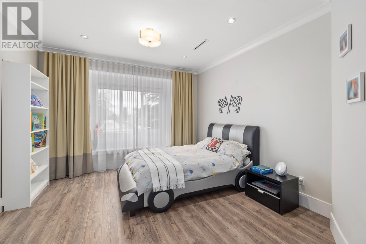 3400 Springfield Drive, Richmond, British Columbia  V7E 1Y8 - Photo 30 - R2866139