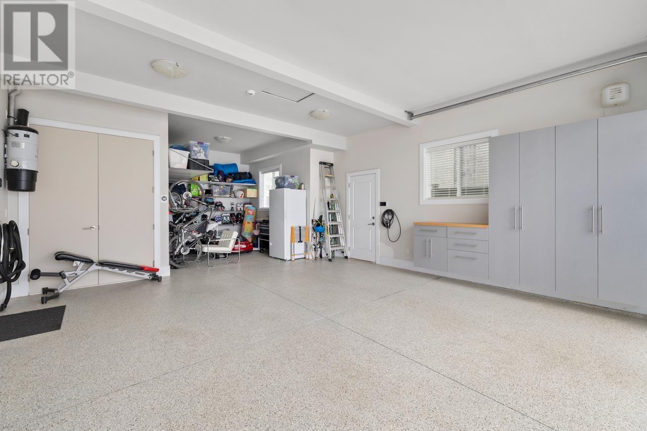 3400 Springfield Drive, Richmond, British Columbia  V7E 1Y8 - Photo 36 - R2866139