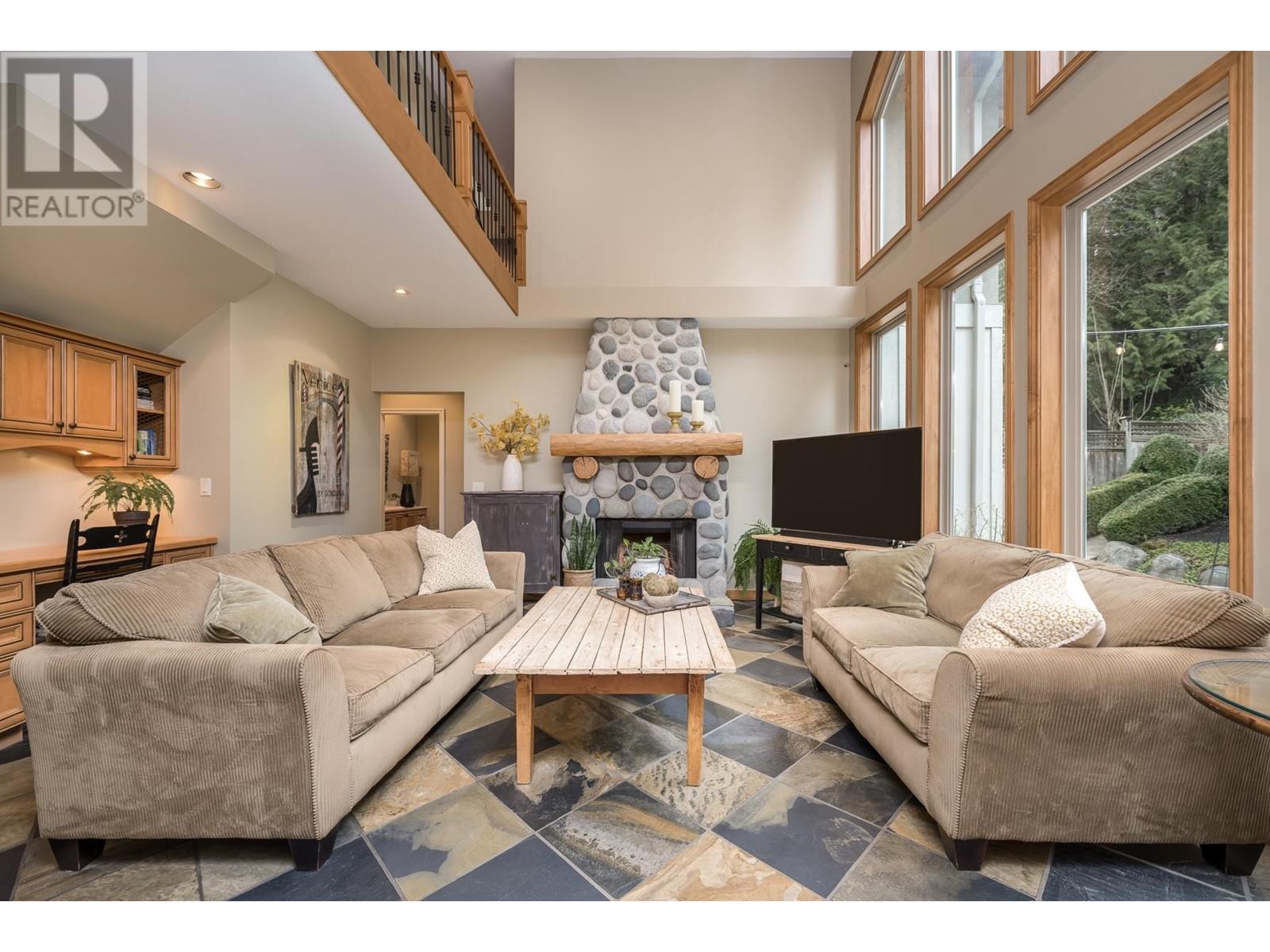 5228 Glen Abbey Place, Delta, British Columbia  V4M 4H1 - Photo 10 - R2865740