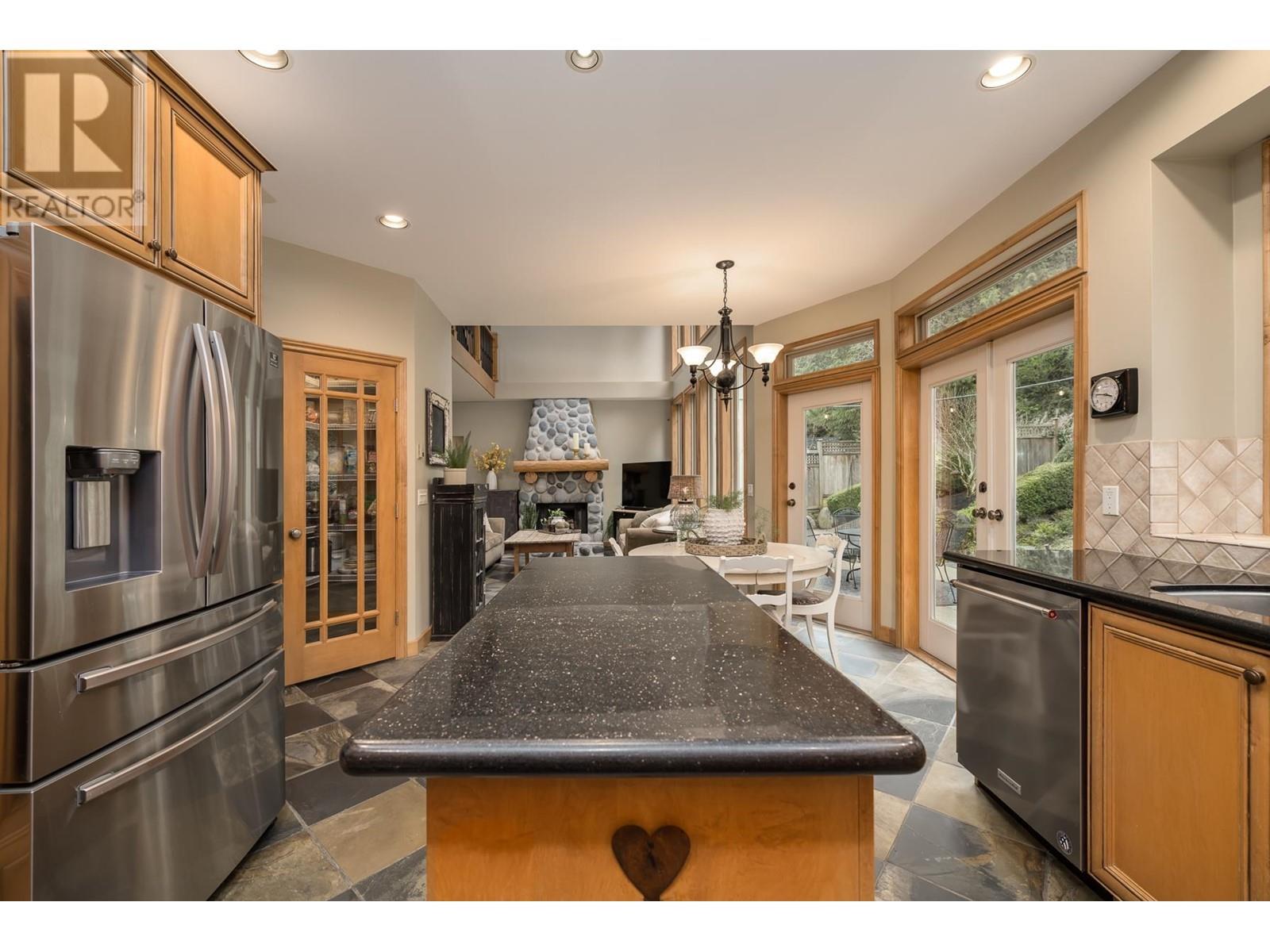 5228 Glen Abbey Place, Delta, British Columbia  V4M 4H1 - Photo 15 - R2865740