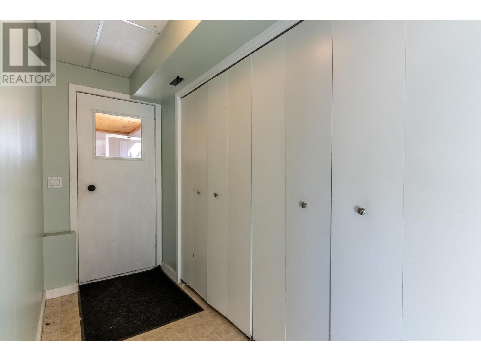 237 Juniper Place, Logan Lake, British Columbia   - Photo 21 - 177566