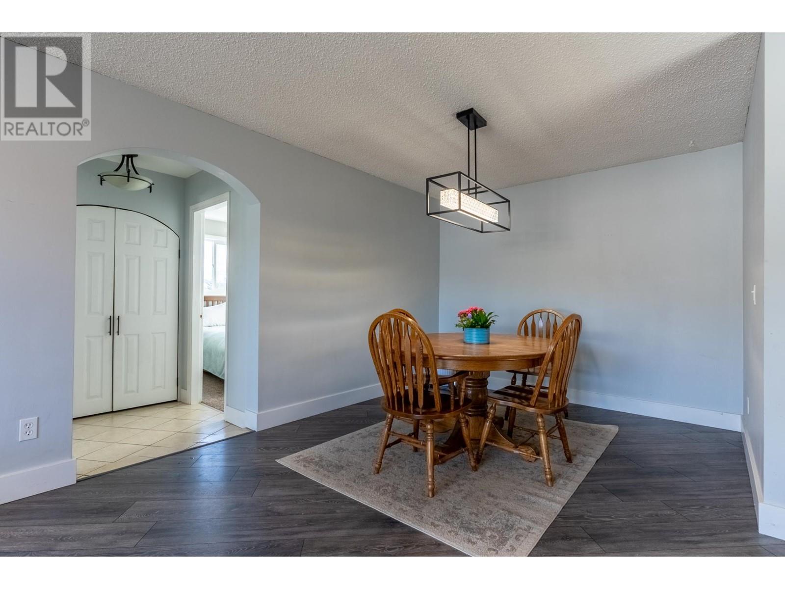 237 Juniper Place, Logan Lake, British Columbia   - Photo 7 - 177566