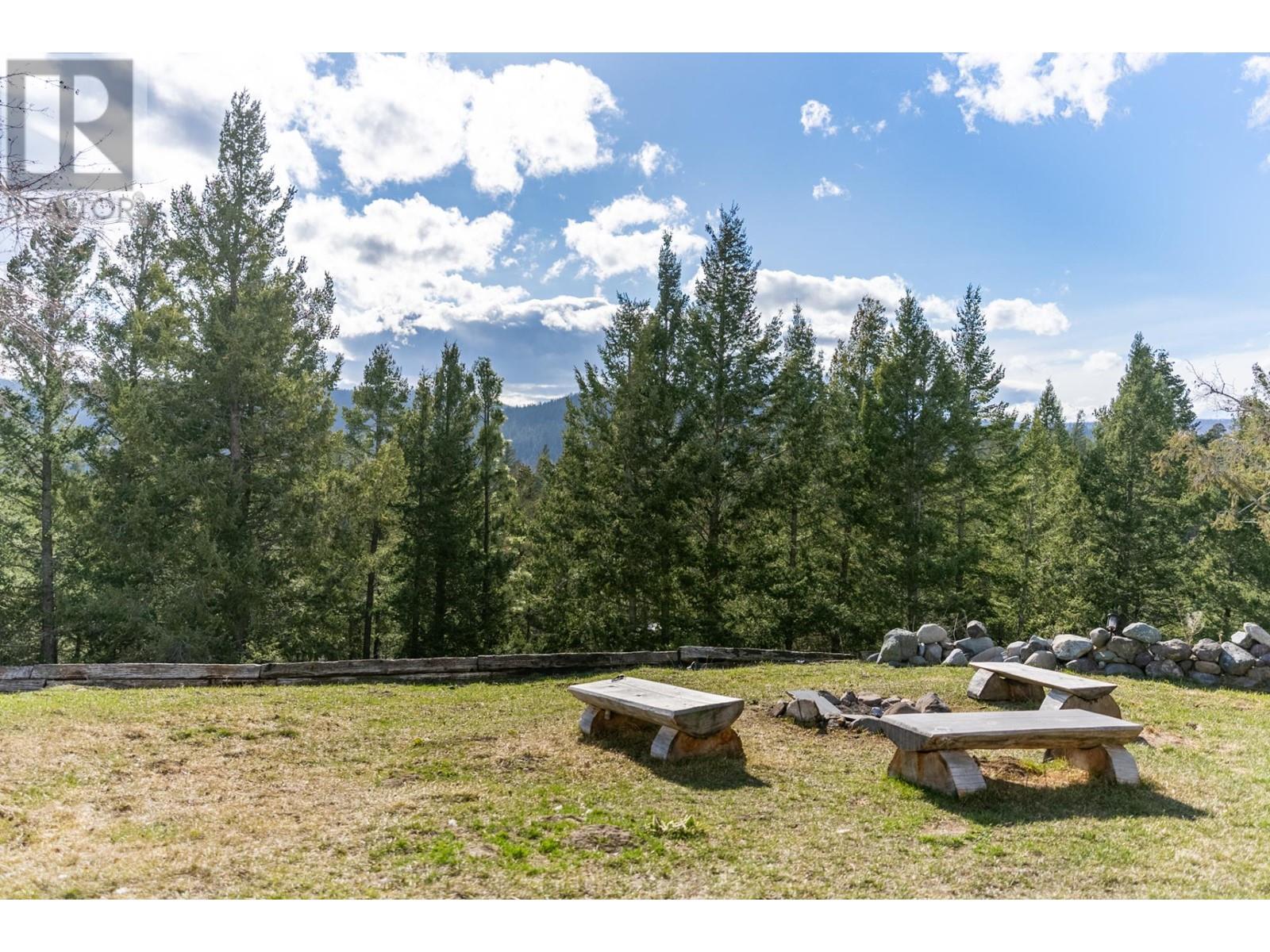 237 Juniper Place, Logan Lake, British Columbia   - Photo 24 - 177566