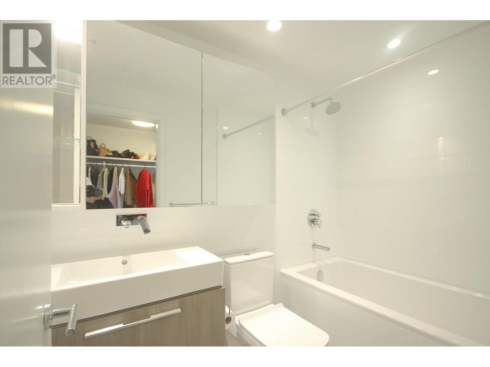 4507 1955 Alpha Way, Burnaby, British Columbia  V5C 0K6 - Photo 17 - R2866022