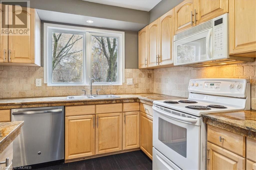 706 Laural Drive, Burlington, Ontario  L7L 5C8 - Photo 18 - 40563221