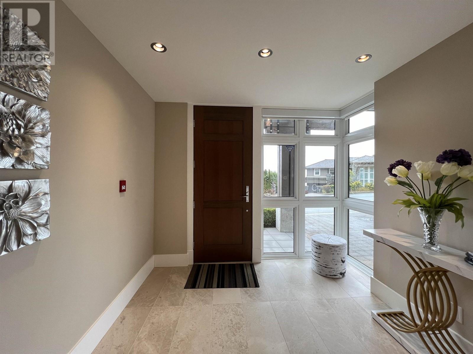 2559 Highgrove Mews, West Vancouver, British Columbia  V7S 0A4 - Photo 3 - R2866185