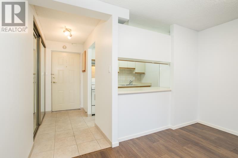 407 6611 Minoru Boulevard, Richmond, British Columbia  V6Y 1Y9 - Photo 7 - R2866230