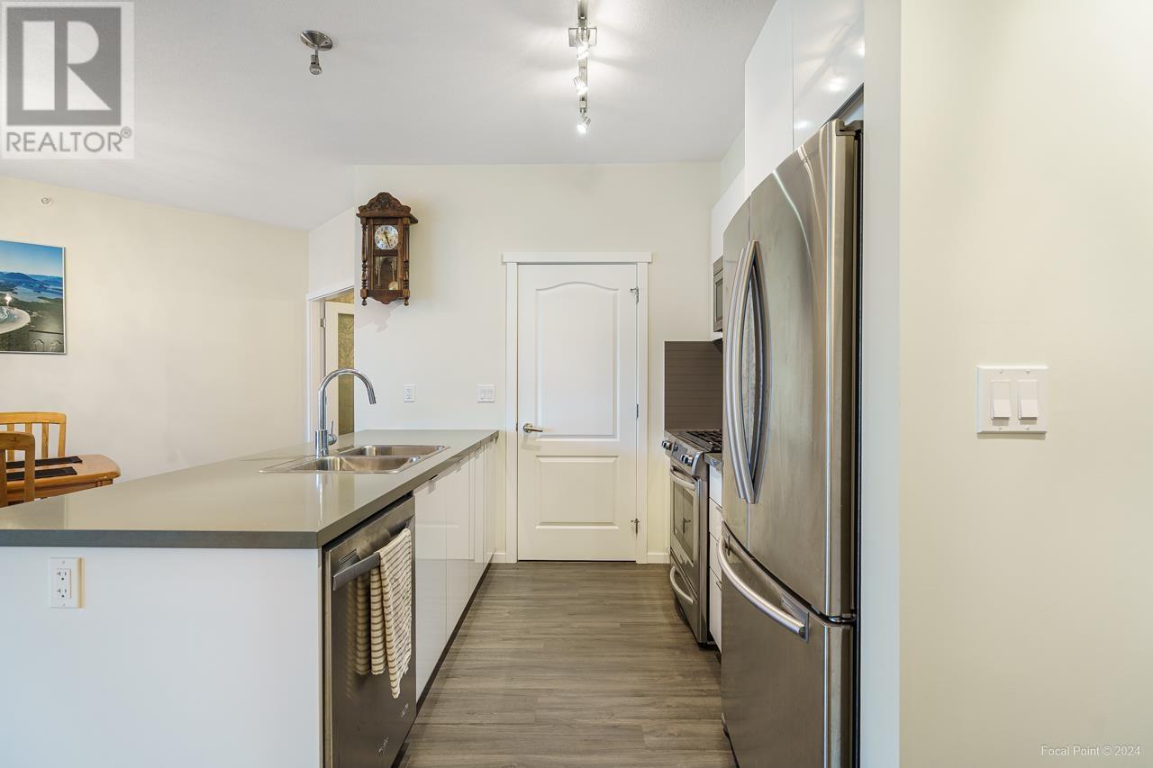 411 3107 Windsor Gate, Coquitlam, British Columbia  V3B 0L1 - Photo 11 - R2866246