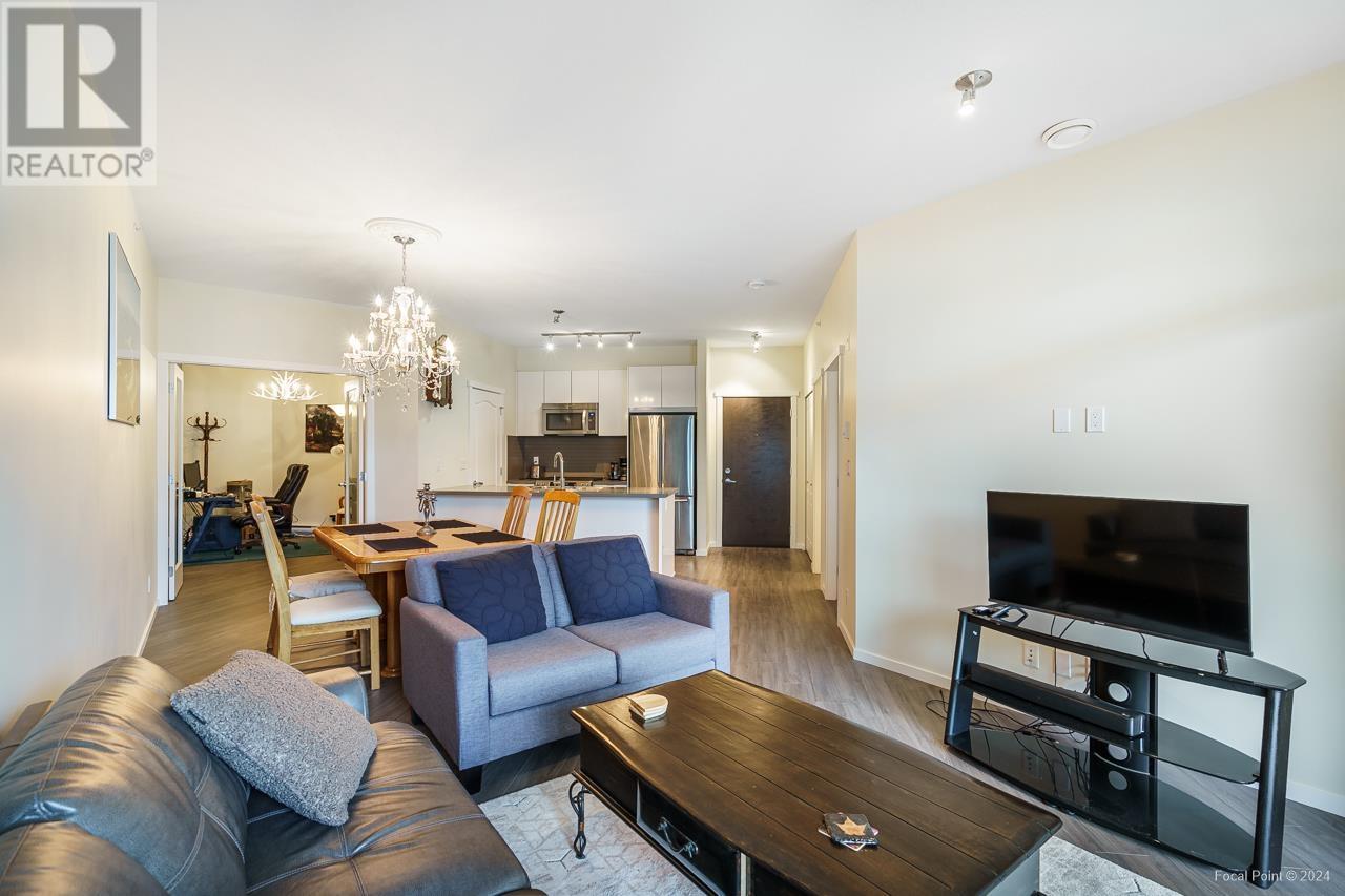 411 3107 Windsor Gate, Coquitlam, British Columbia  V3B 0L1 - Photo 15 - R2866246